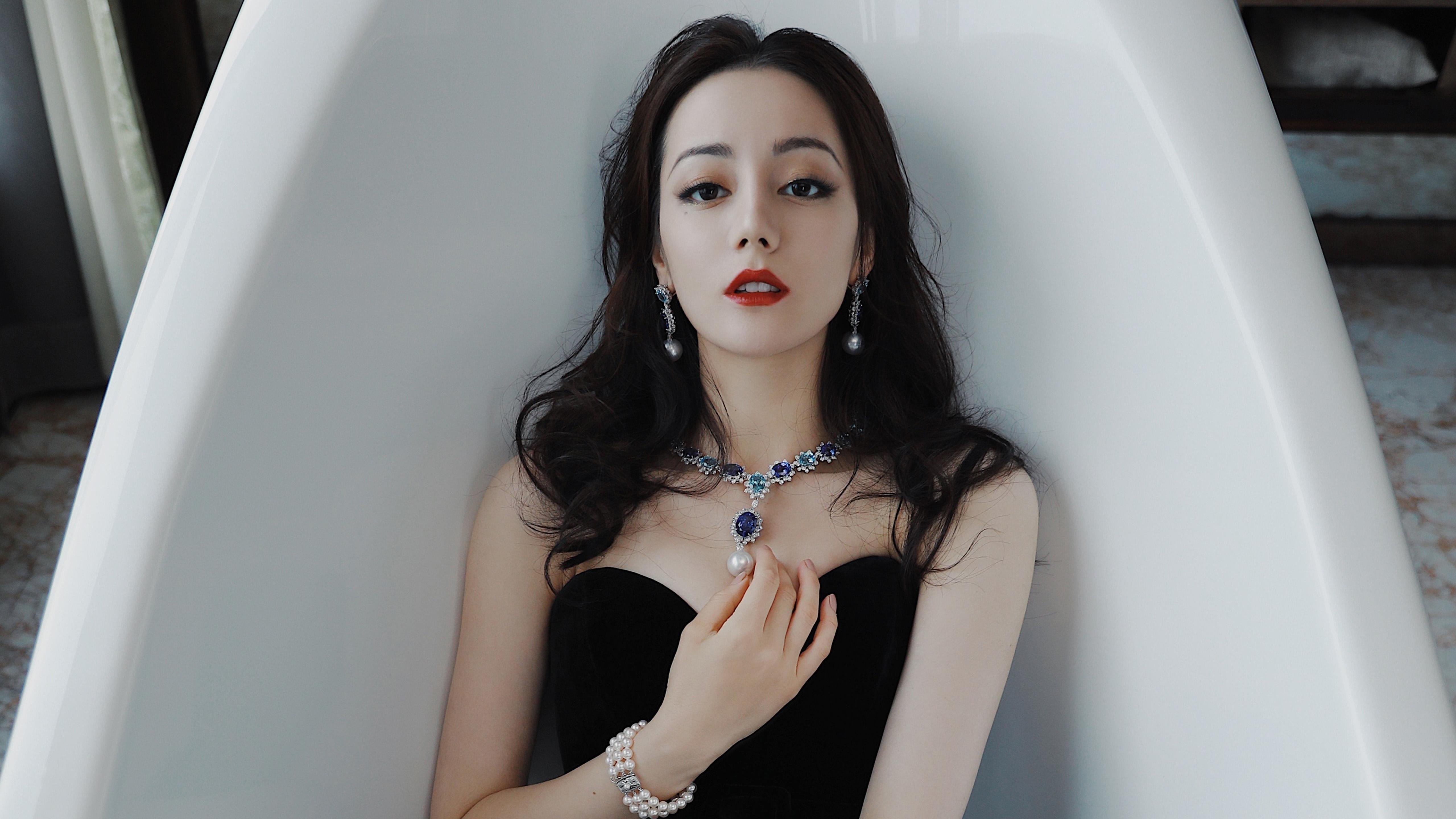 绿茵王者与硬汉黄昏，当皇马粉碎巴萨，热火王朝在谁手中熄灭？