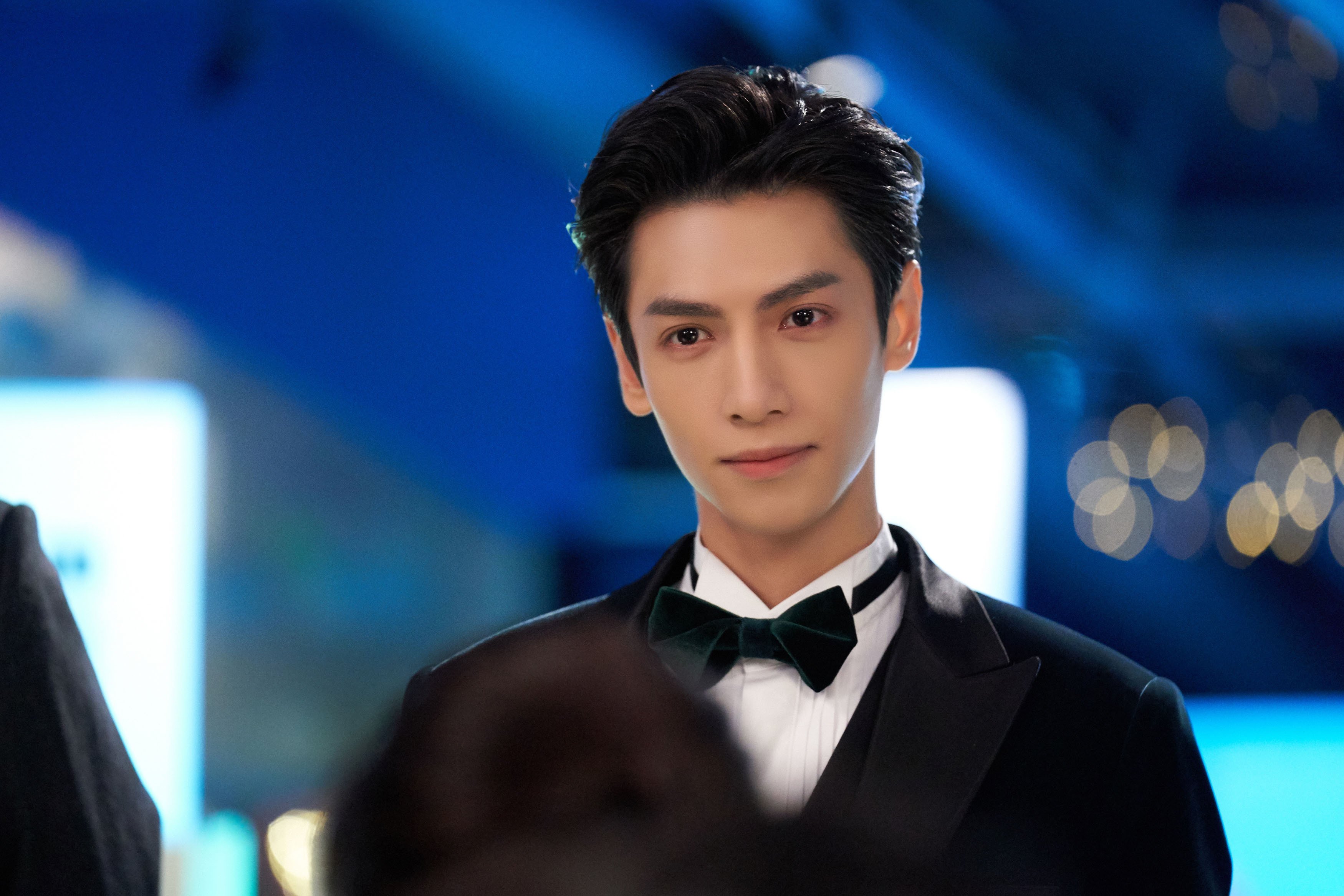 2026世界杯焦点战氛围下的篮球跨界盛宴,独行侠硬仗取胜猛龙,点燃全球体育激情