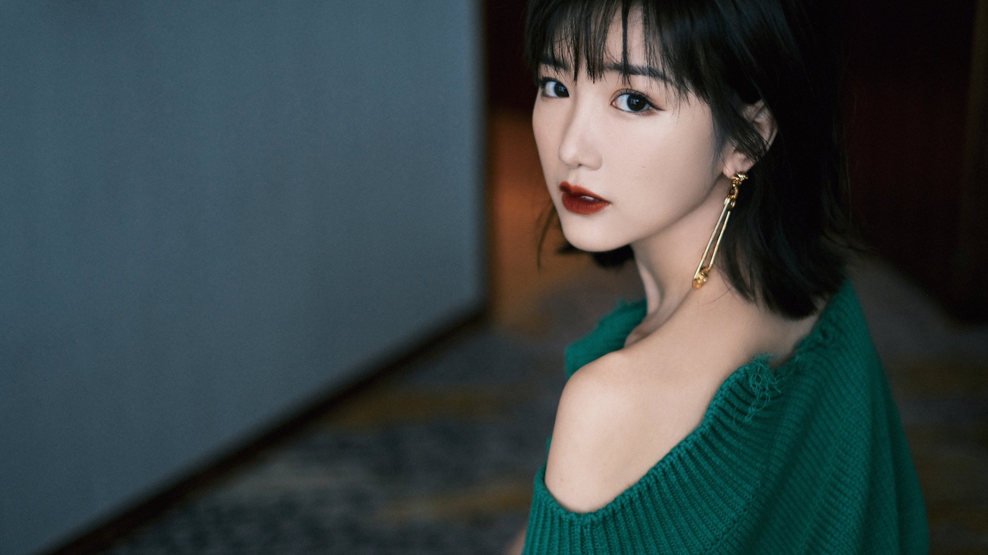 童话军团击碎精密齿轮，一场非典型的欧冠焦点战，丹麦斩落瑞士启示录