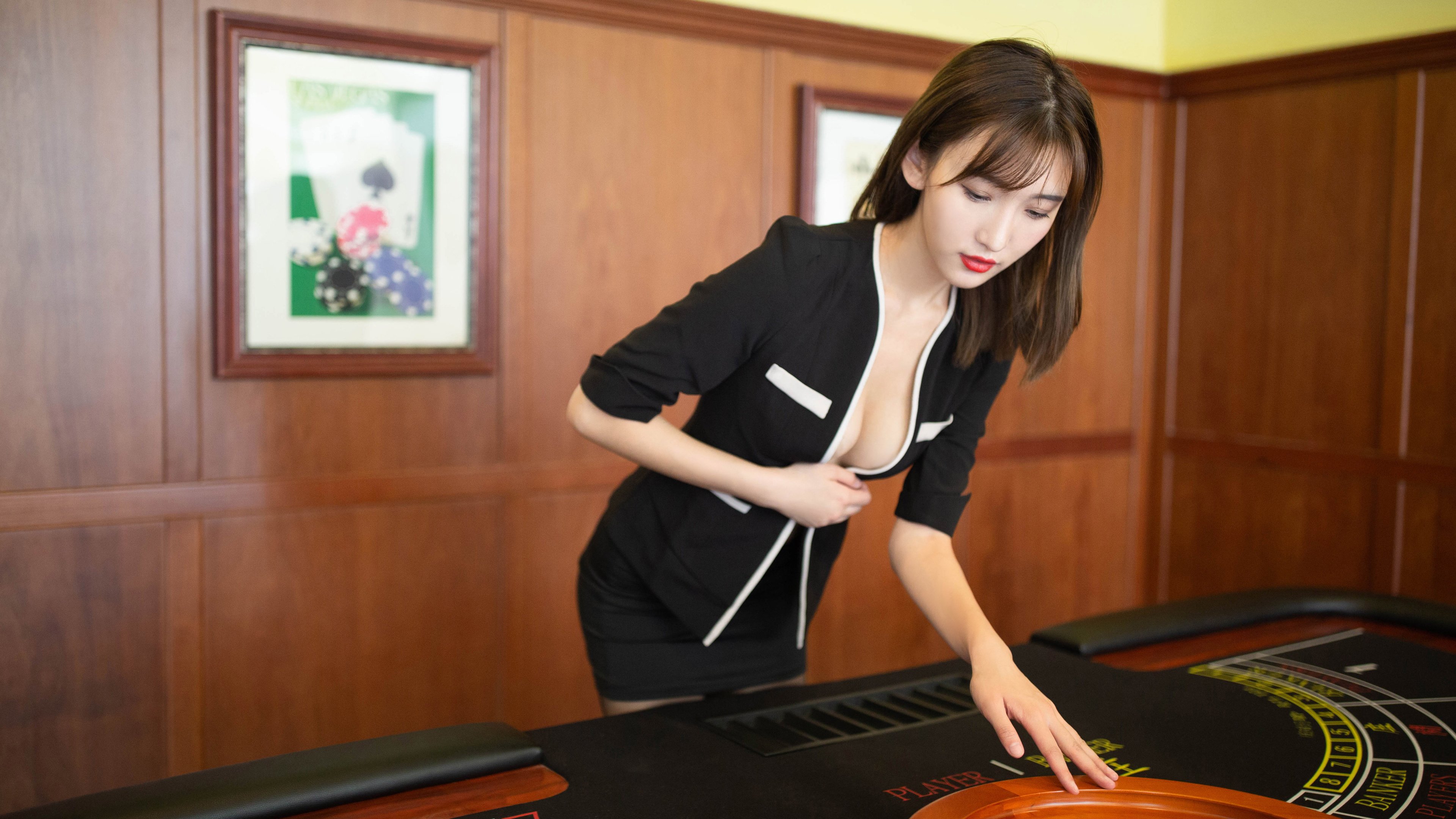 东决关键战之夜，基耶萨与篮筐的独白，刷新历史的54声回响