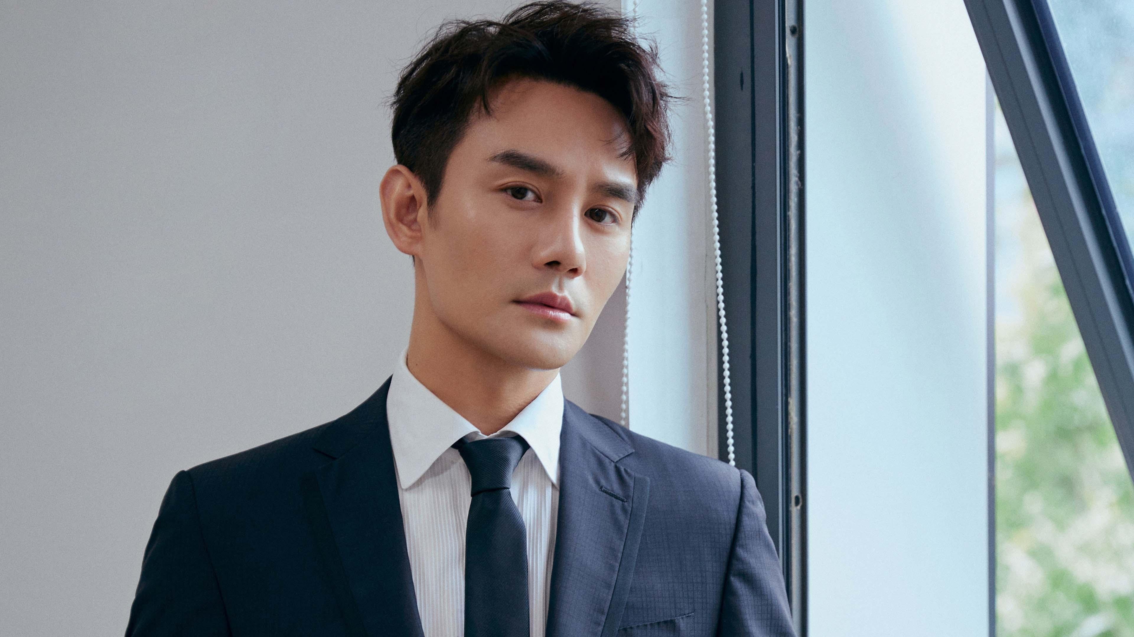 破冰之战，布伦森关键时刻显真章，骑士险胜深圳队创历史